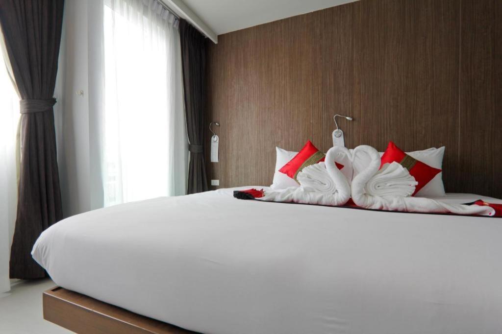 Elegancy Sansabai Hotell 3*