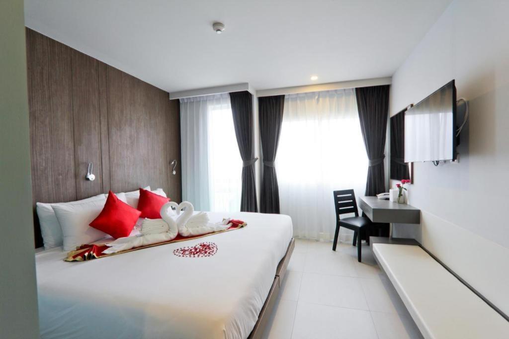 Elegancy Sansabai Hotell 3*