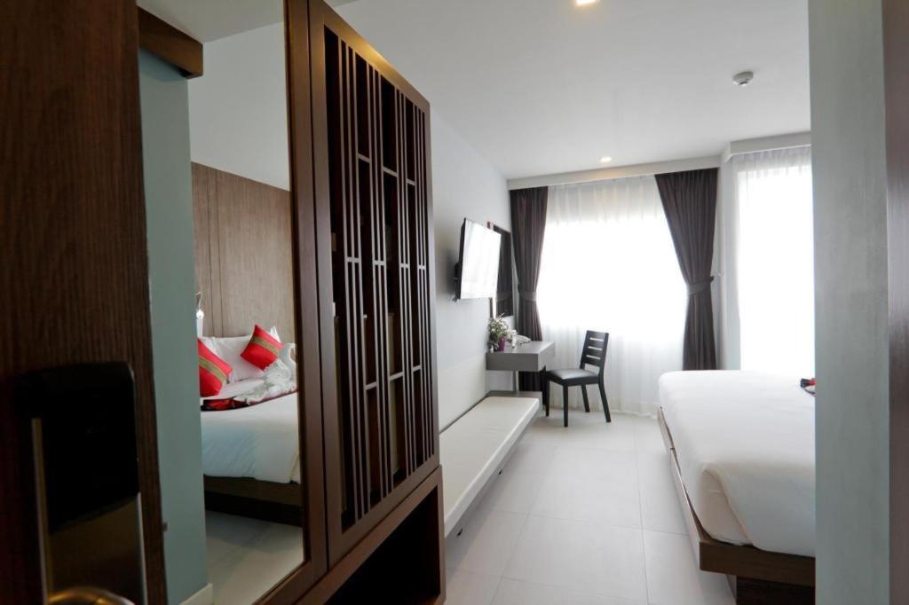 Hotell Elegancy Sansabai 3*