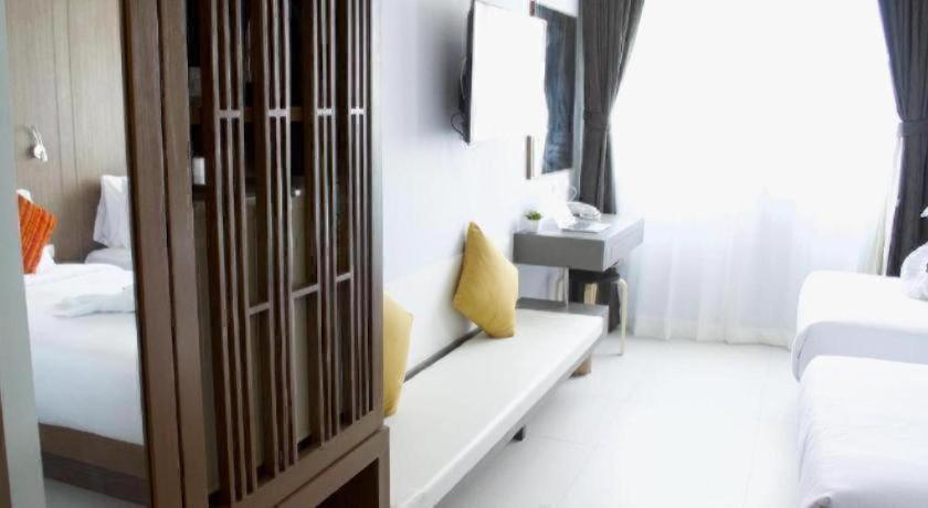 Elegancy Sansabai 3* Patong